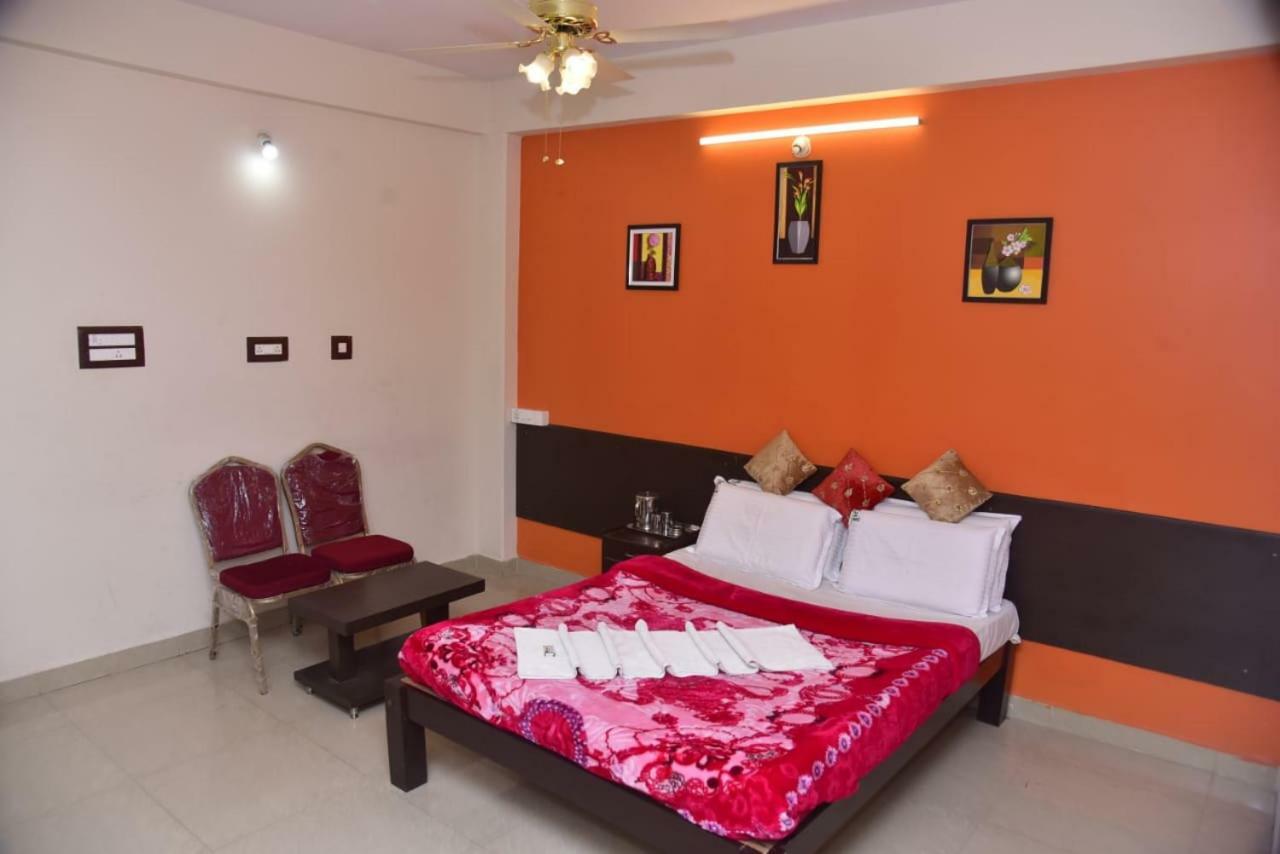 Raj Residency Hotel Mysore Bagian luar foto