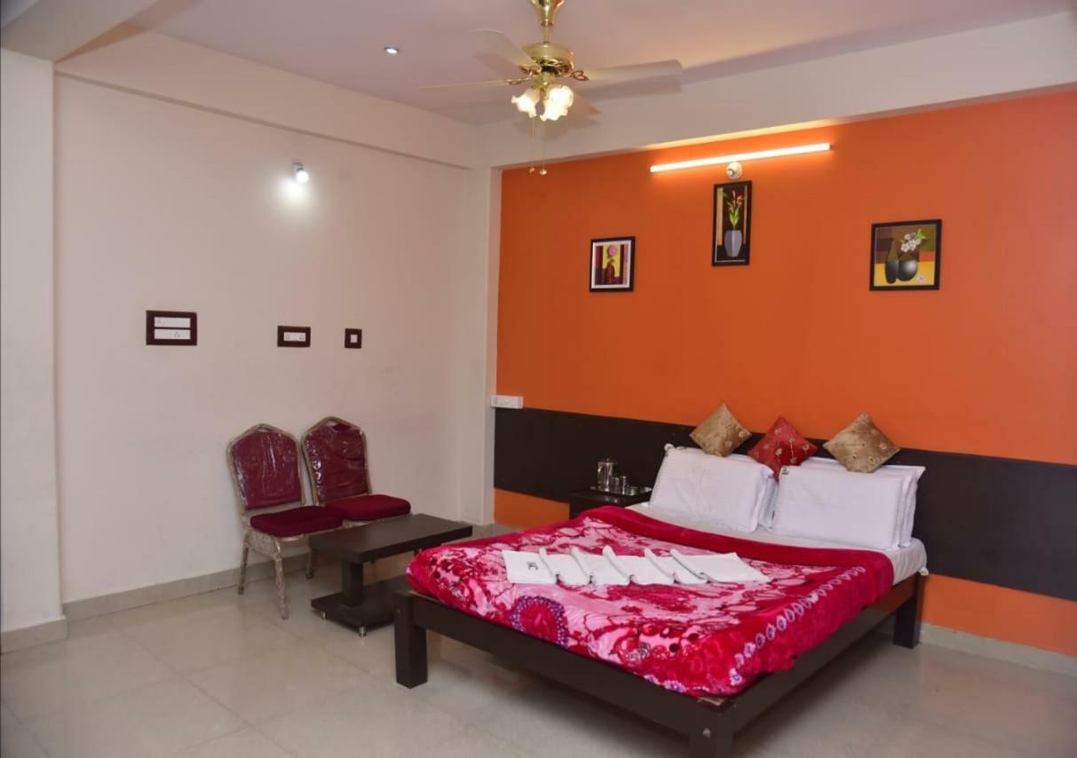 Raj Residency Hotel Mysore Bagian luar foto